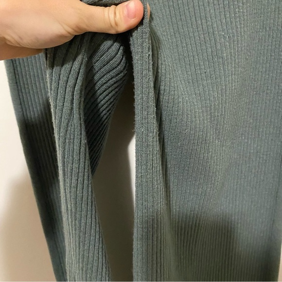 Aerie Dark Green Gotta Jet High Waisted Skater Pants size Large - Picture 12 of 13